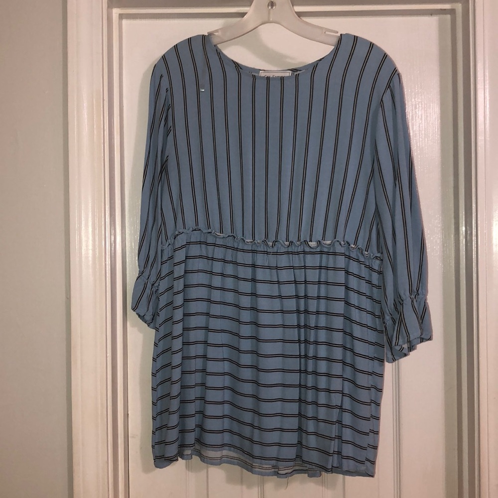 Blue peplum top